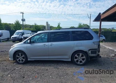 2013 Toyota Sienna Se 8 Passenger из США, поврежденный, VIN 5TDXK3DC4DS280409